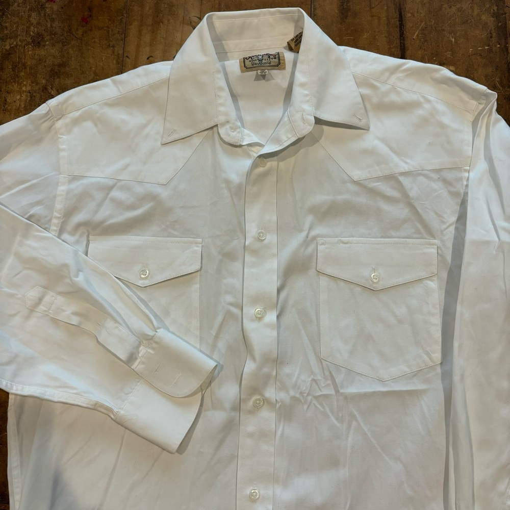 Cavender’s button down 16 - 33 white dress shirt cowboy western